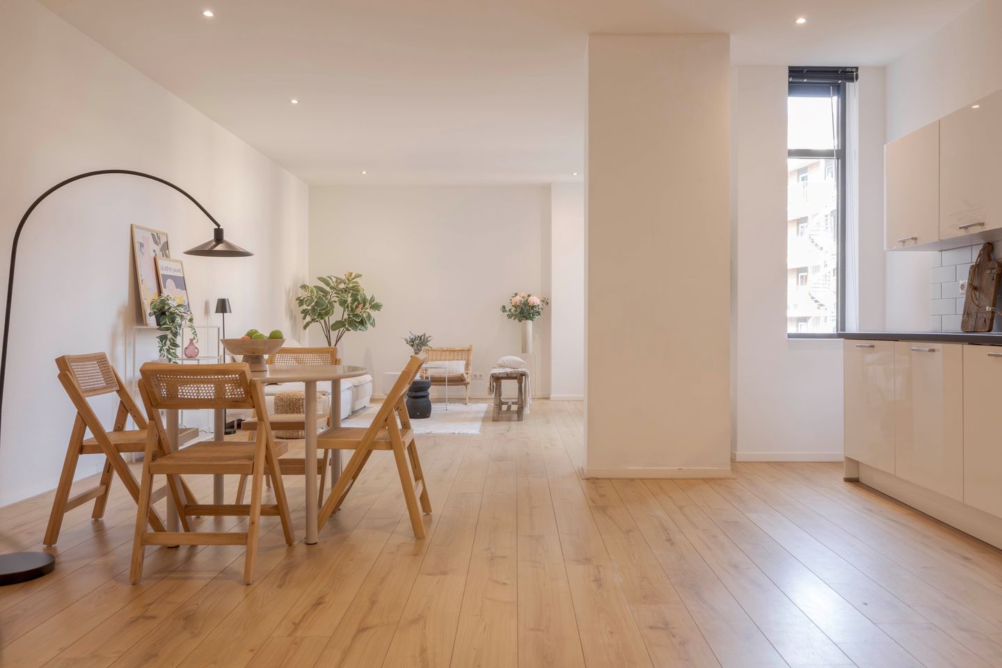 Foto 19 van Velperweg 19-108