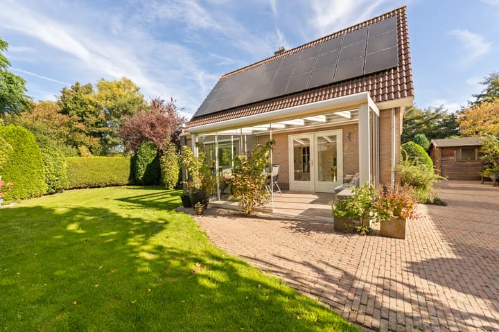 Foto 2 van Tielerwaard 1