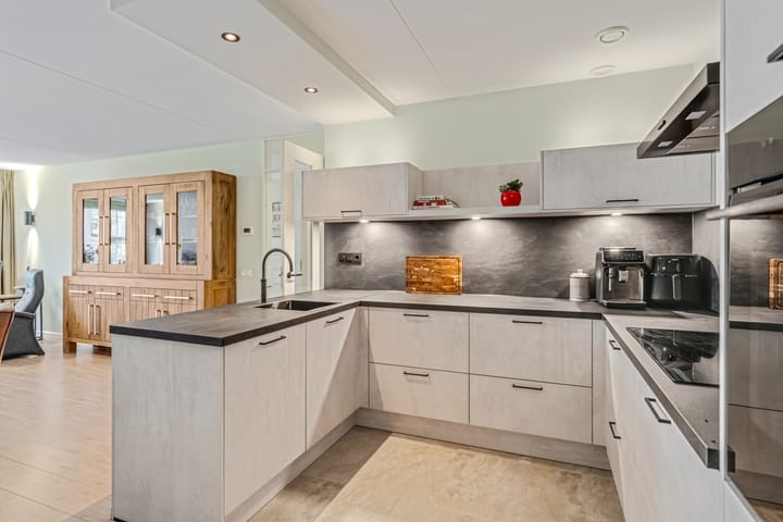 Foto 21 van Marialaan 256