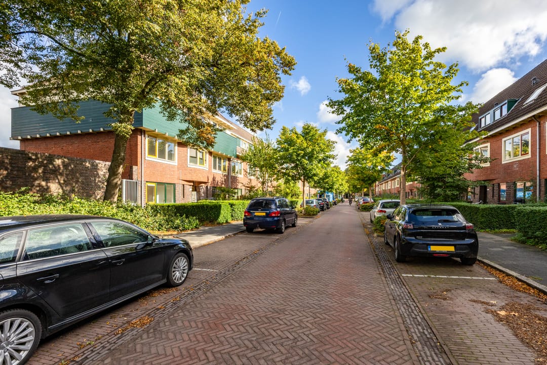 Photo 38 of Hortensialaan 48-A