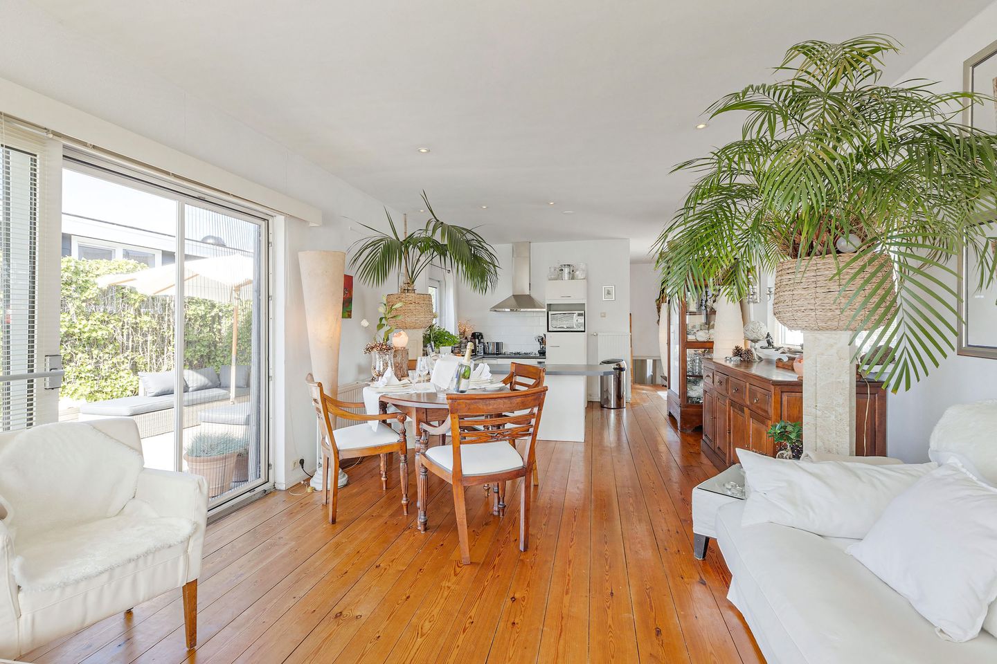 Foto 10 van Nieuw-Loosdrechtsedijk 270-AWS04