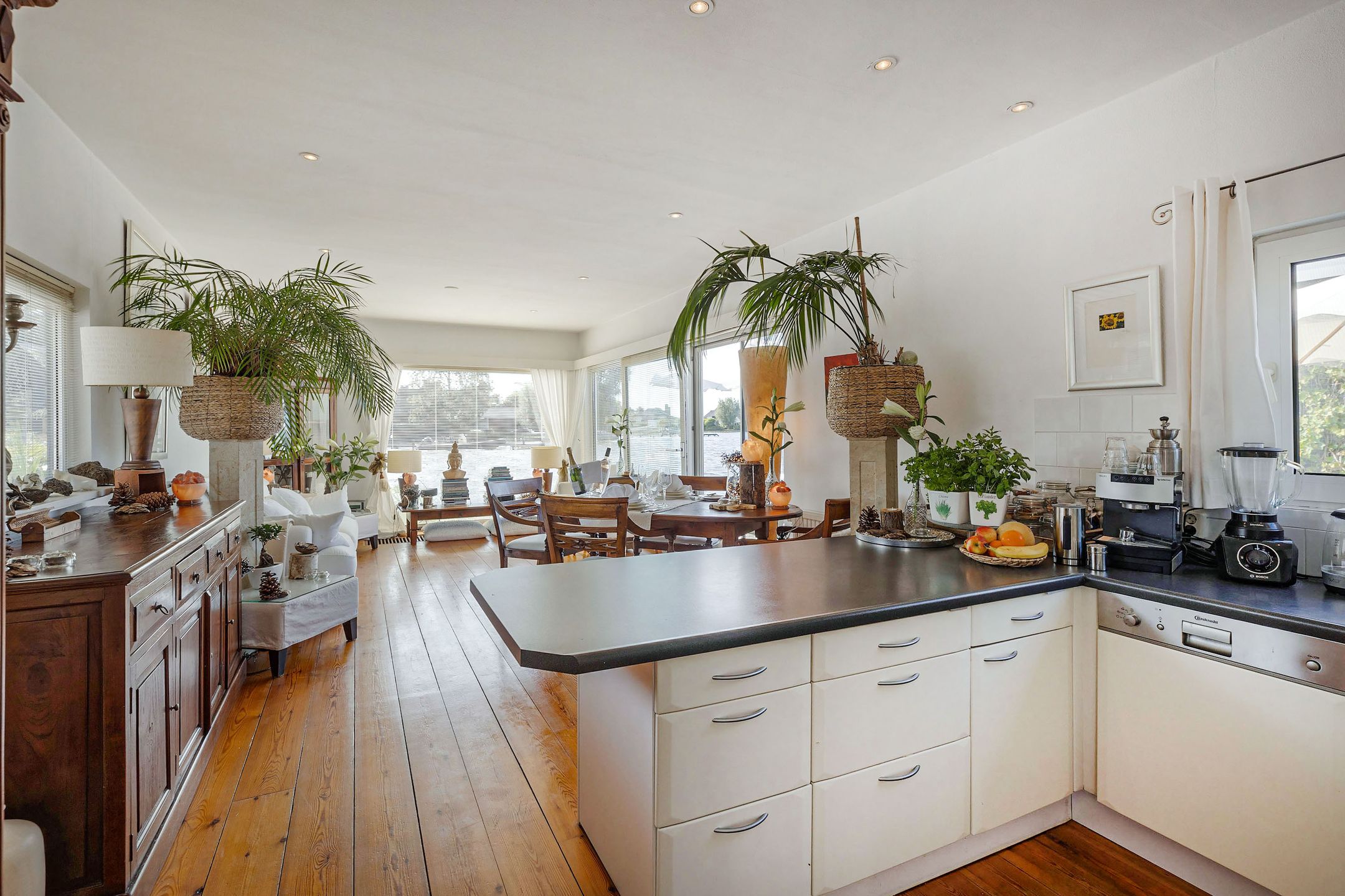 Foto 18 van Nieuw-Loosdrechtsedijk 270-AWS04