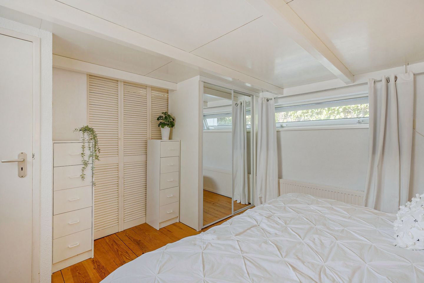 Foto 29 van Nieuw-Loosdrechtsedijk 270-AWS04