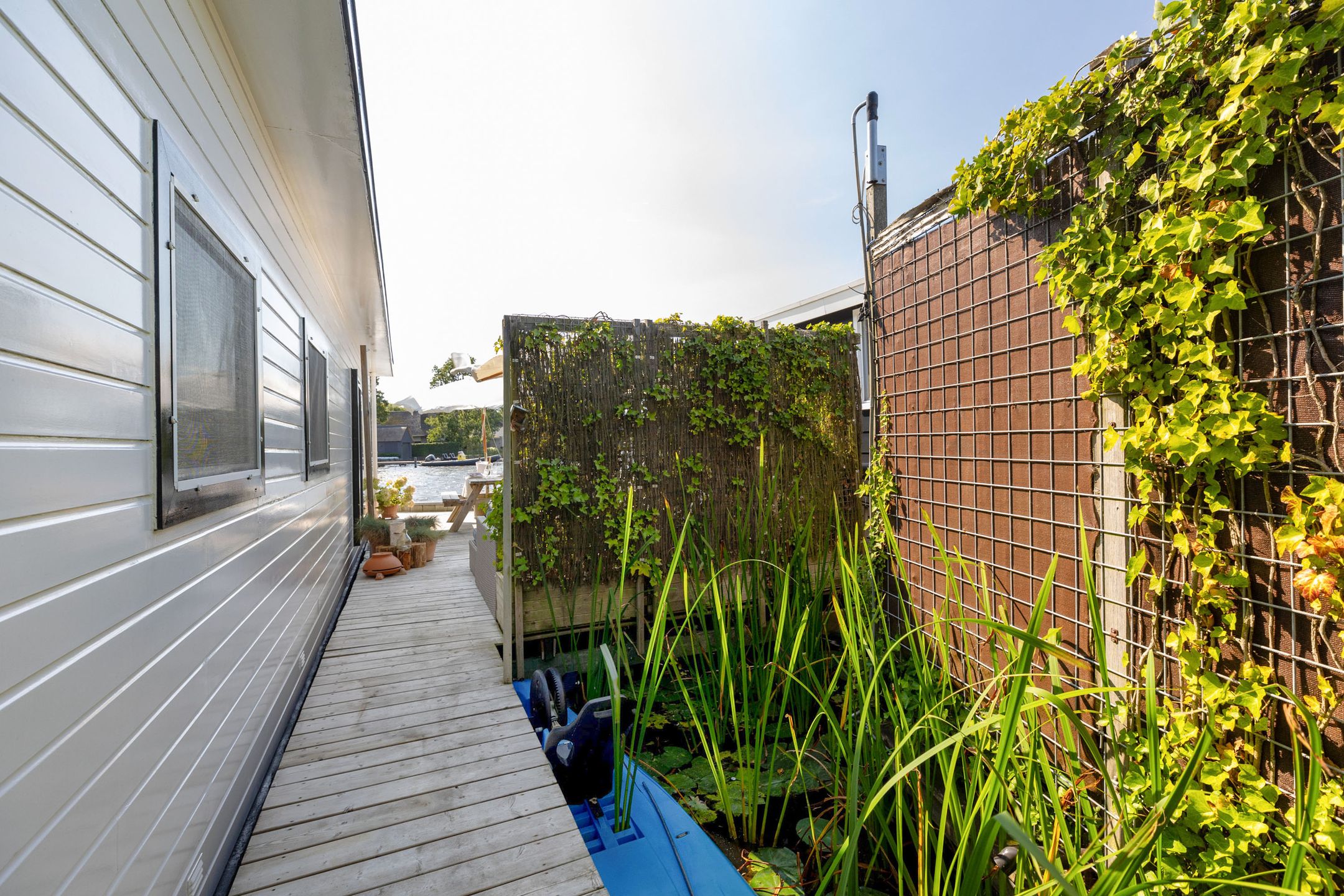 Foto 36 van Nieuw-Loosdrechtsedijk 270-AWS04