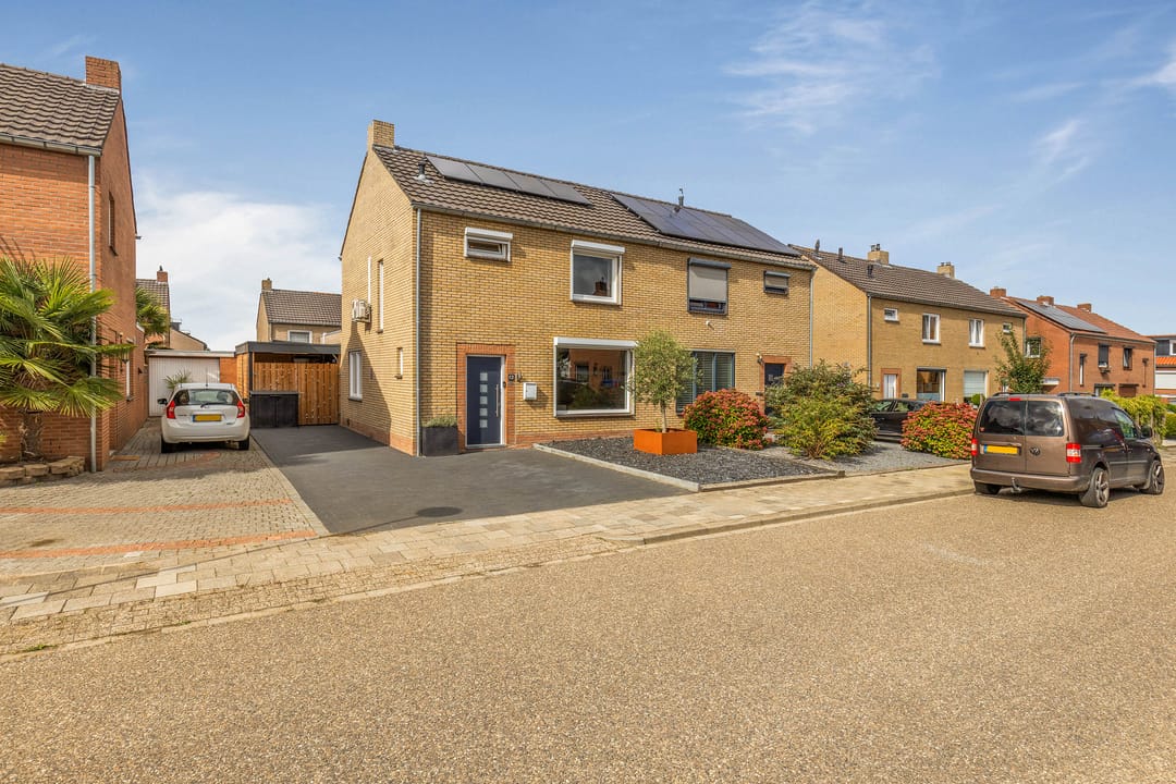 Foto 8 van Burgemeester Muijtersstraat 13