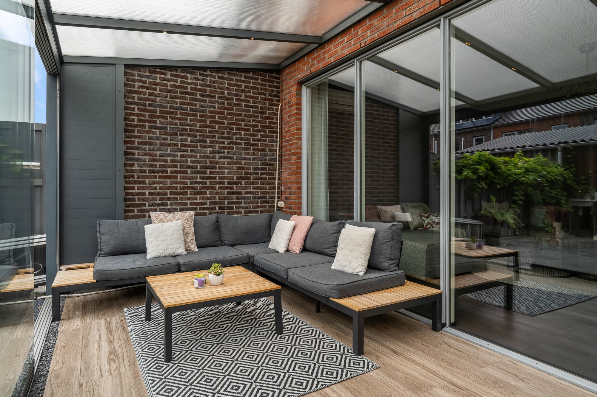 Foto 6 van Nevenspoor 15