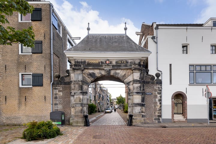 Photo 2 of Korte Engelenburgerkade 6