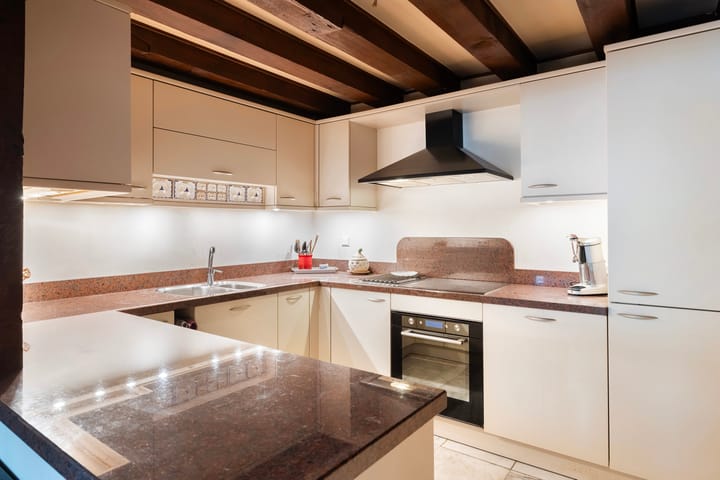 Photo 12 of Korte Engelenburgerkade 6