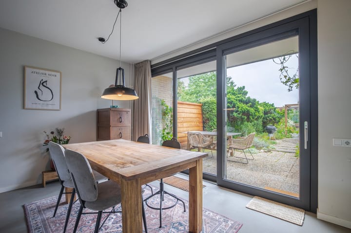 Foto 17 van Van der Hoevensstraat 94