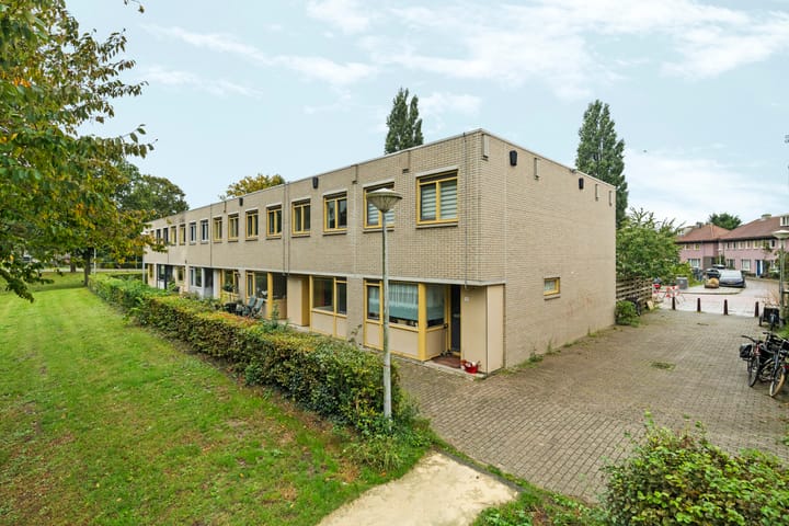 Foto 2 van Floraweg 16