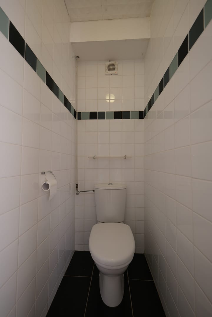 Photo 12 of Thorbeckestraat 304