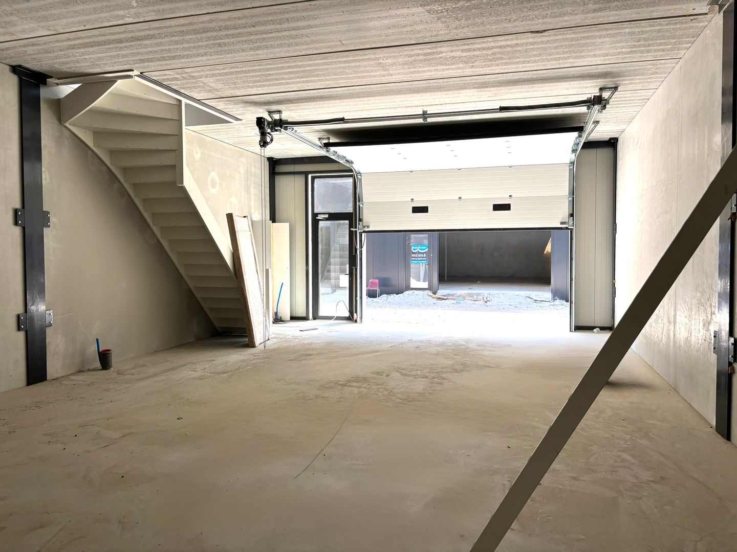 View photo 2 of Zuiderhavenweg 7-08