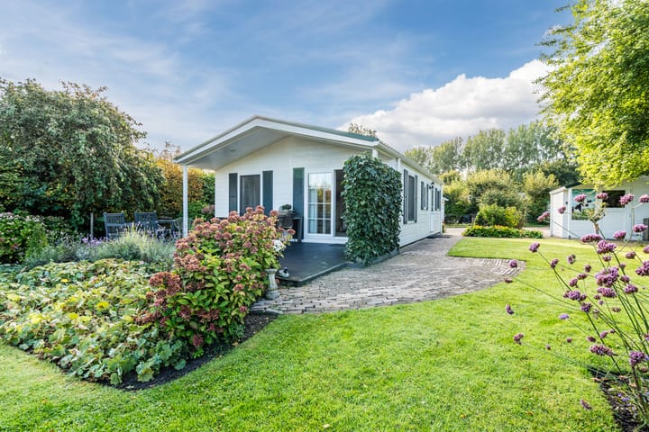 Photo 2 of Molengroet 1 501