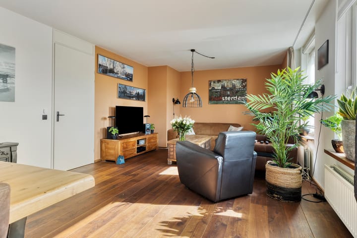 Foto 14 van Lage Rijndijk 15-F