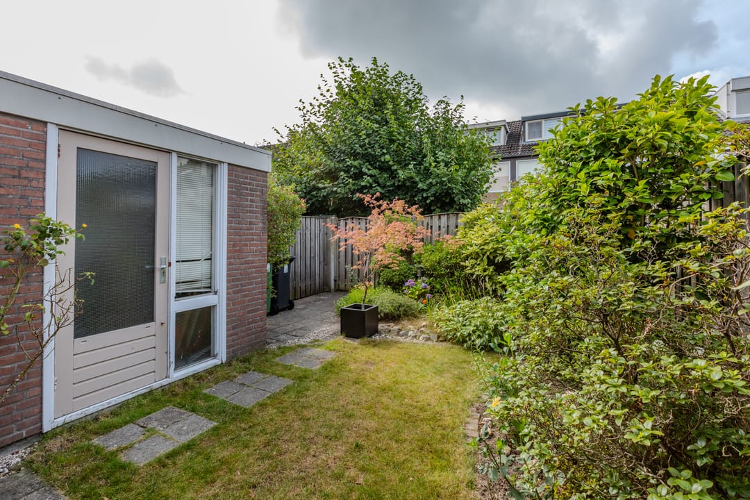 Photo 37 of Enzerink 15