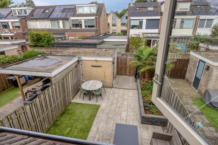 Photo 22 of Lucretia van Merkenlaan 64