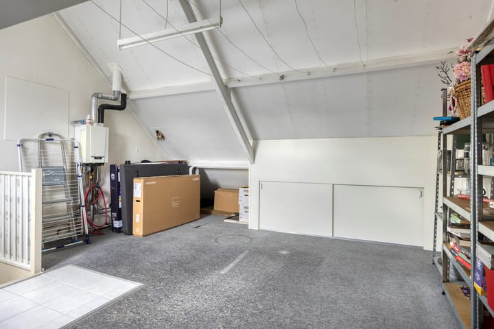 Photo 24 of Lucretia van Merkenlaan 64