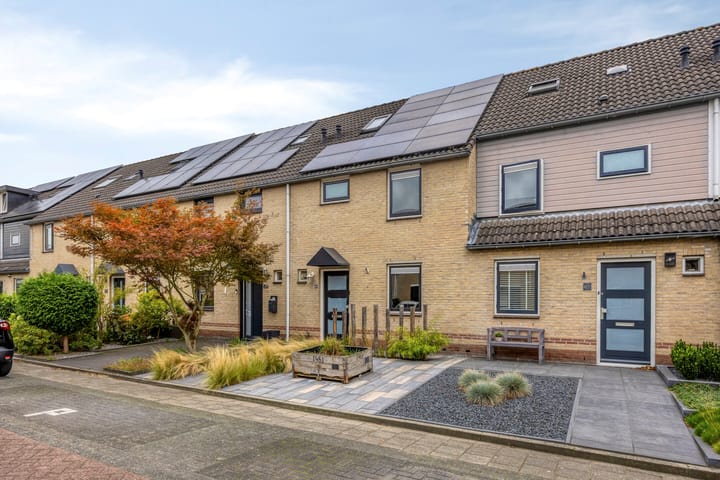 Photo 28 of Lucretia van Merkenlaan 64