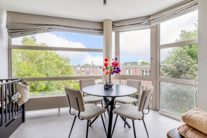 Photo 31 of Willem de Zwijgerlaan 65