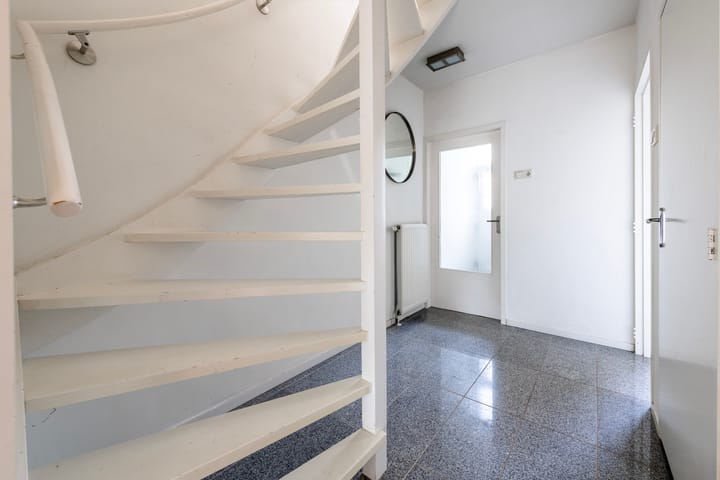 Photo 13 of Hortensialaan 8