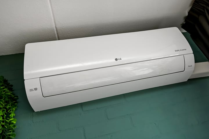 Photo 8 of Stuurboord 22-B