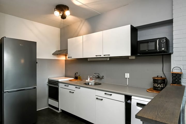 Photo 12 of Stuurboord 22-B