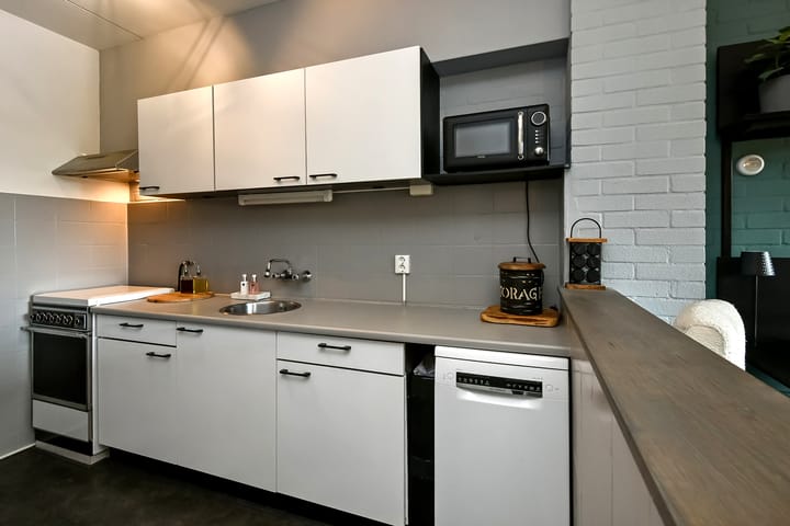 Photo 13 of Stuurboord 22-B