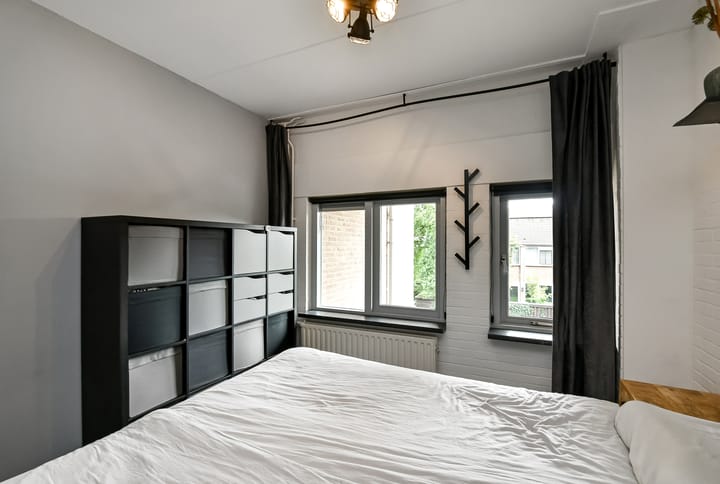 Photo 20 of Stuurboord 22-B