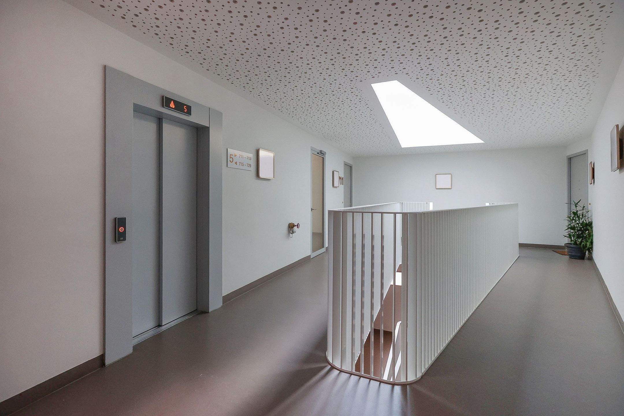 Photo 30 of Céramiquelaan 715