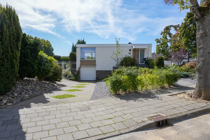 Foto 3 van Debijestraat 13