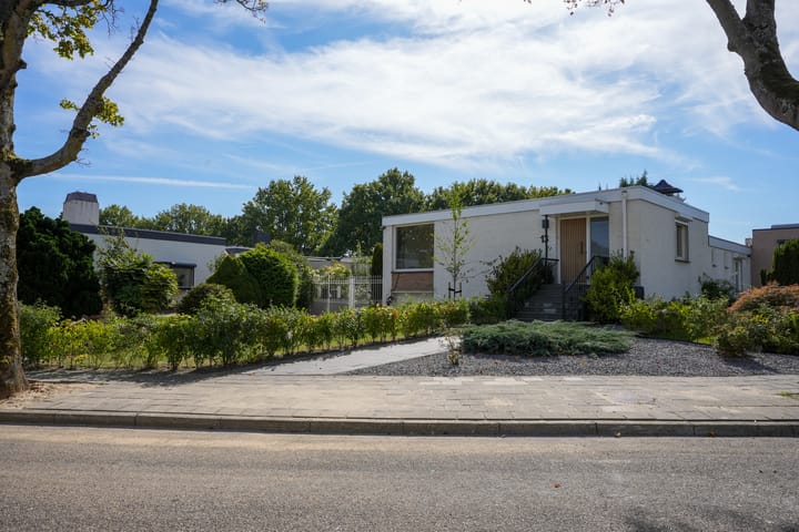 Foto 35 van Debijestraat 13