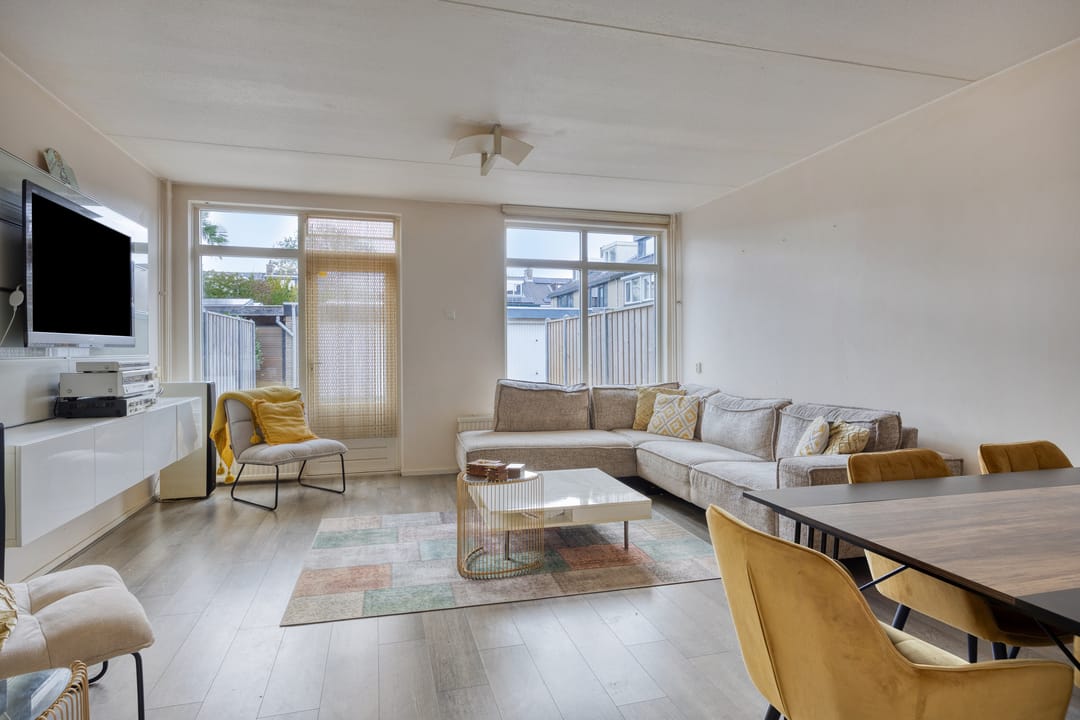 Foto 7 van Van der Burghstraat 10