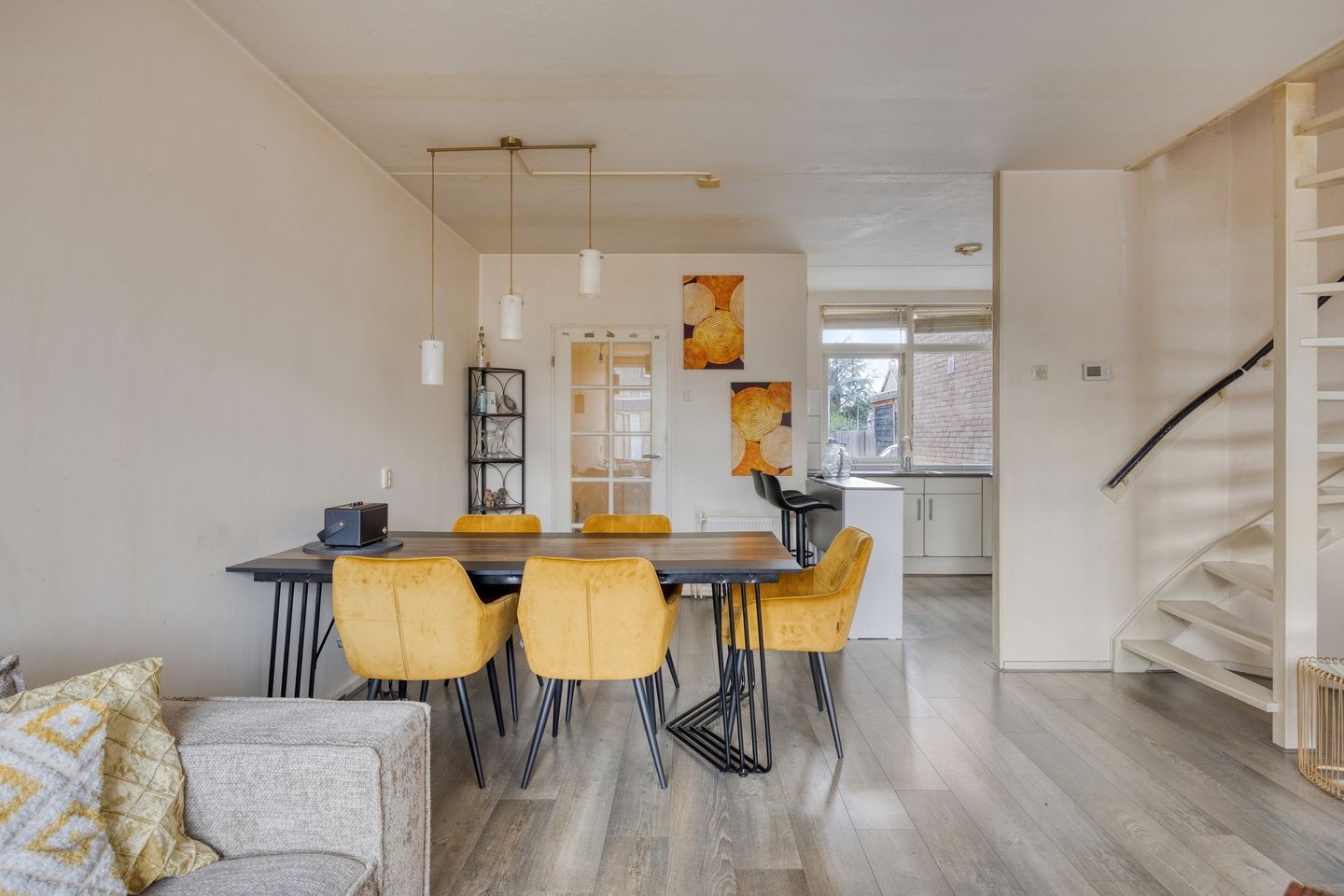 Foto 10 van Van der Burghstraat 10