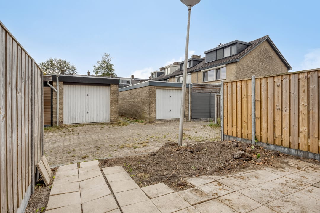 Foto 32 van Van der Burghstraat 10