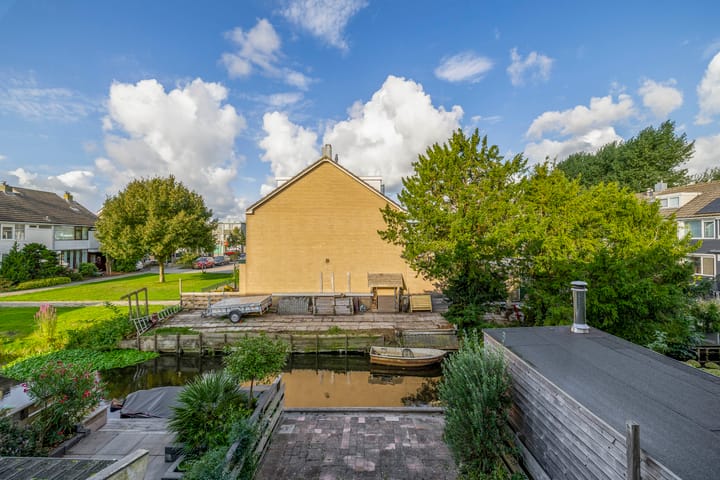 Photo 4 of Roerdompstraat 53