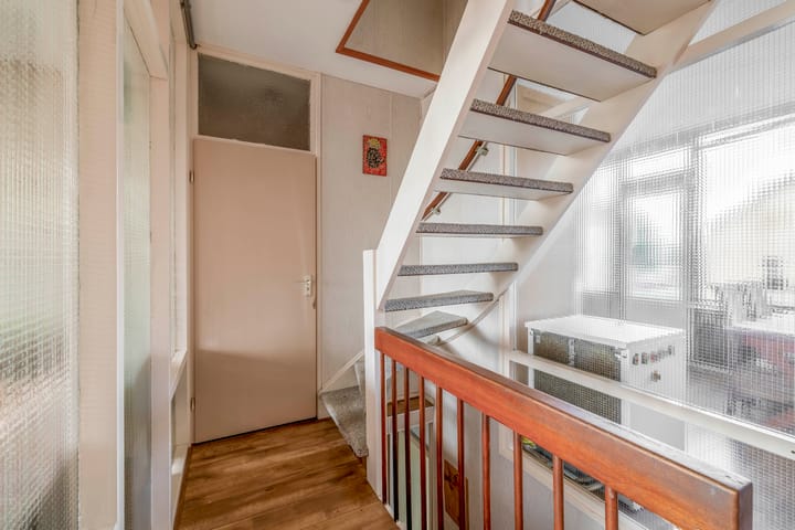 Photo 19 of Roerdompstraat 53