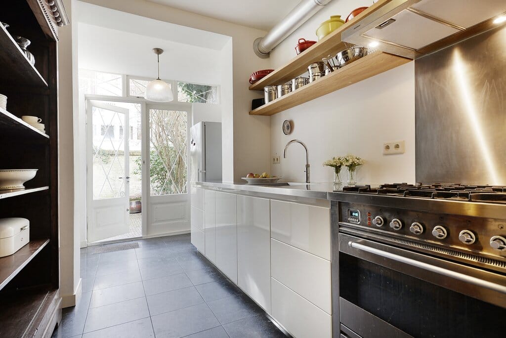 Foto 13 van Riouwstraat 19