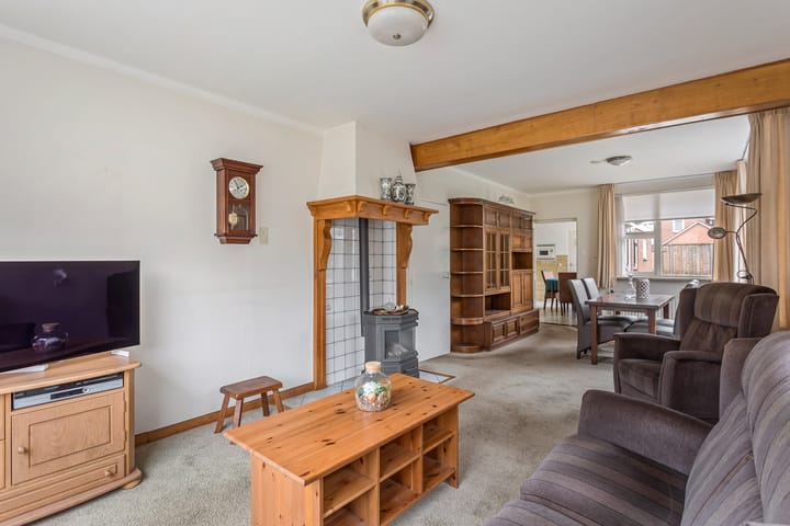 Photo 5 of Julianastraat 12