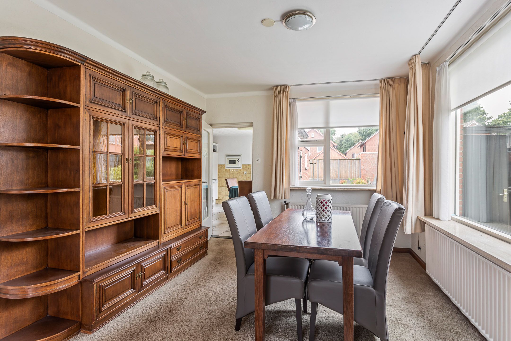 Photo 6 of Julianastraat 12