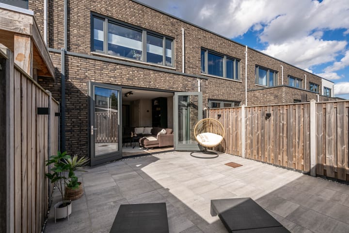 Foto 18 van Koolzaadweg 53