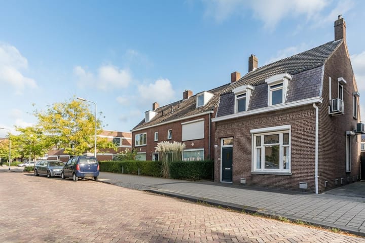 Foto 41 van Leharstraat 12