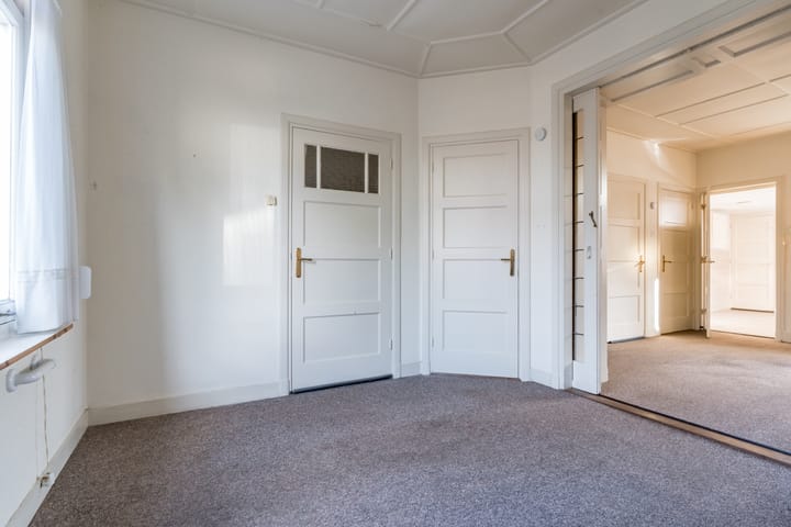 Foto 10 van Leharstraat 12