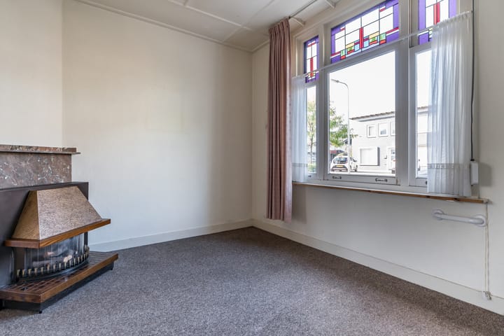 Foto 12 van Leharstraat 12