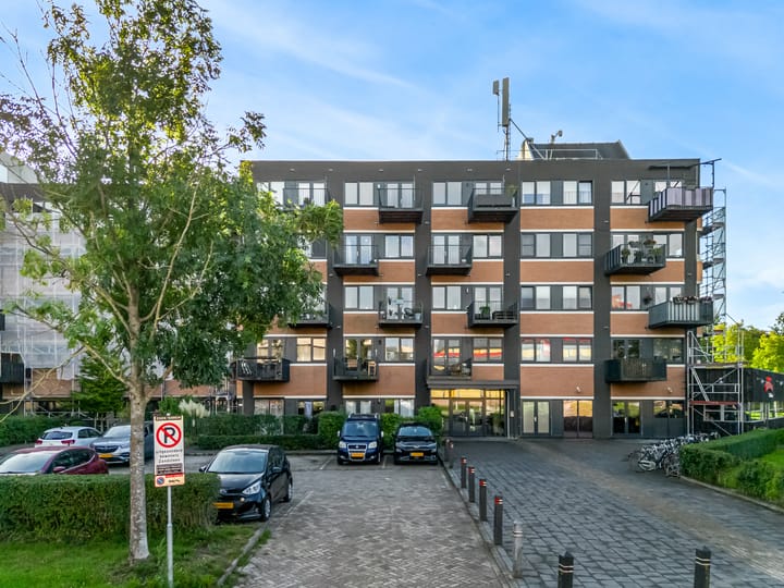 Foto 17 van Zandsteen 64