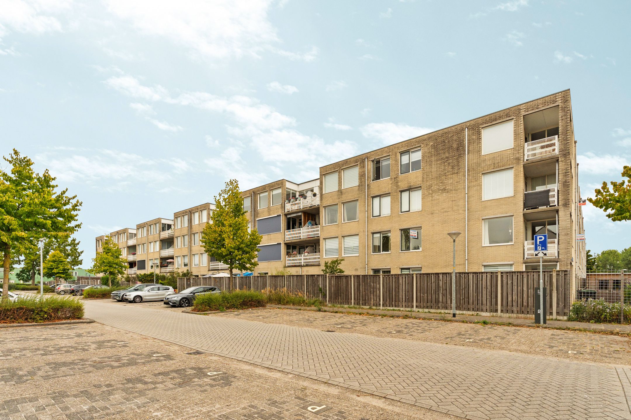 Photo 6 of J.T.P. Bijhouwerhof 57