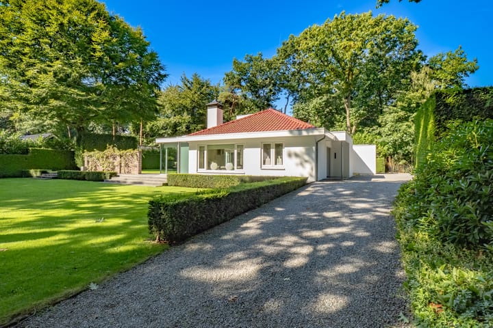 Photo 42 of Vossenlaan 33