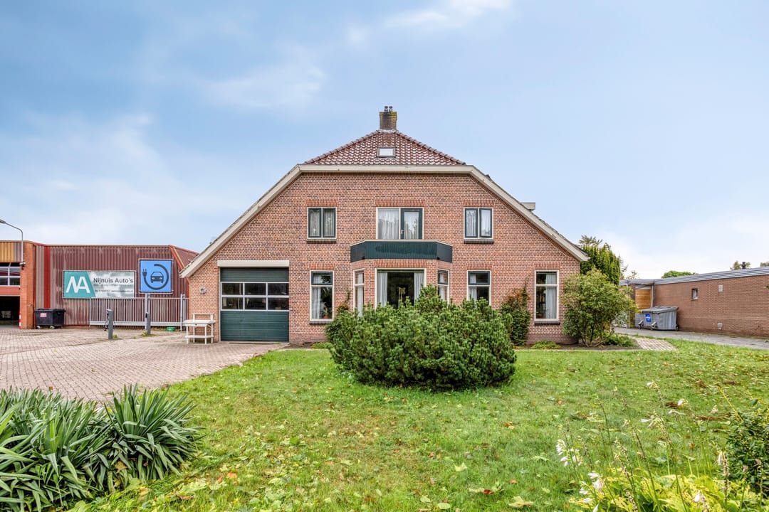 Photo 2 of Schoolstraat 146