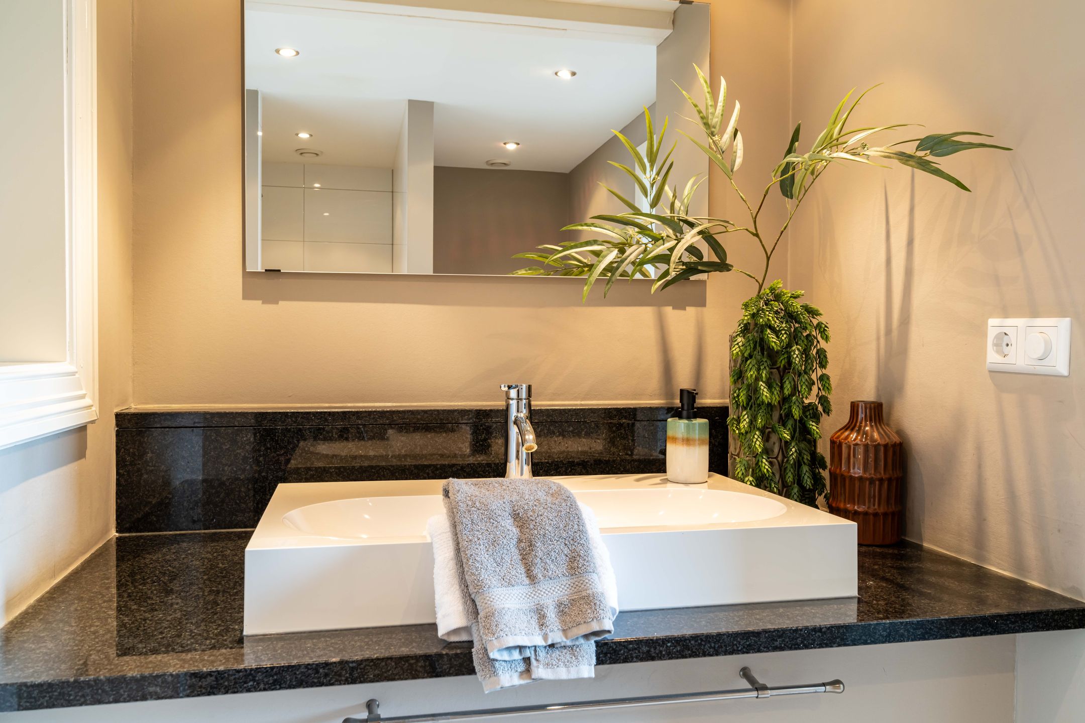 Foto 21 van Denneweg 13-B