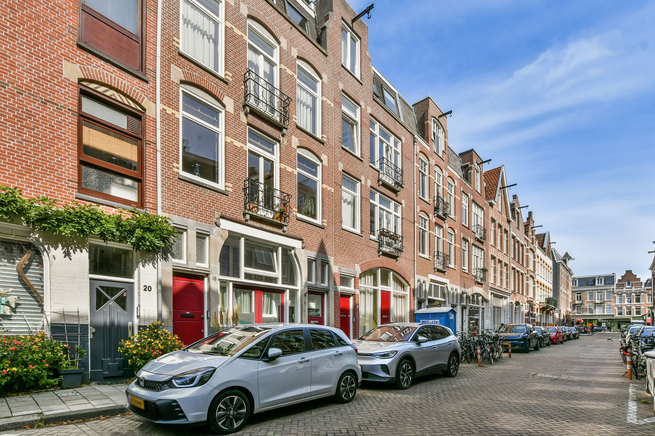 Foto 24 van Wakkerstraat 18-B