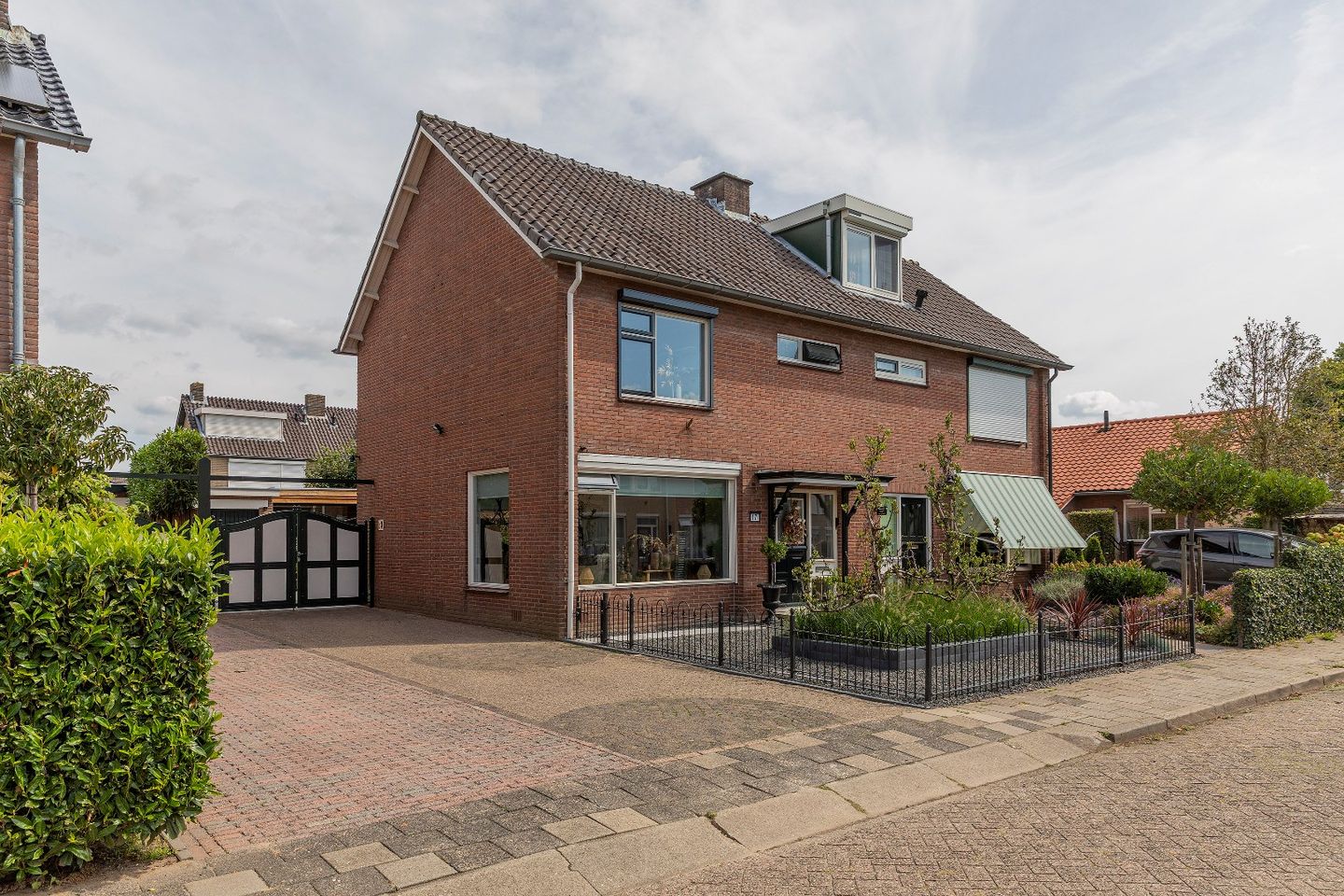 Foto 49 van Guido Gezellestraat 17